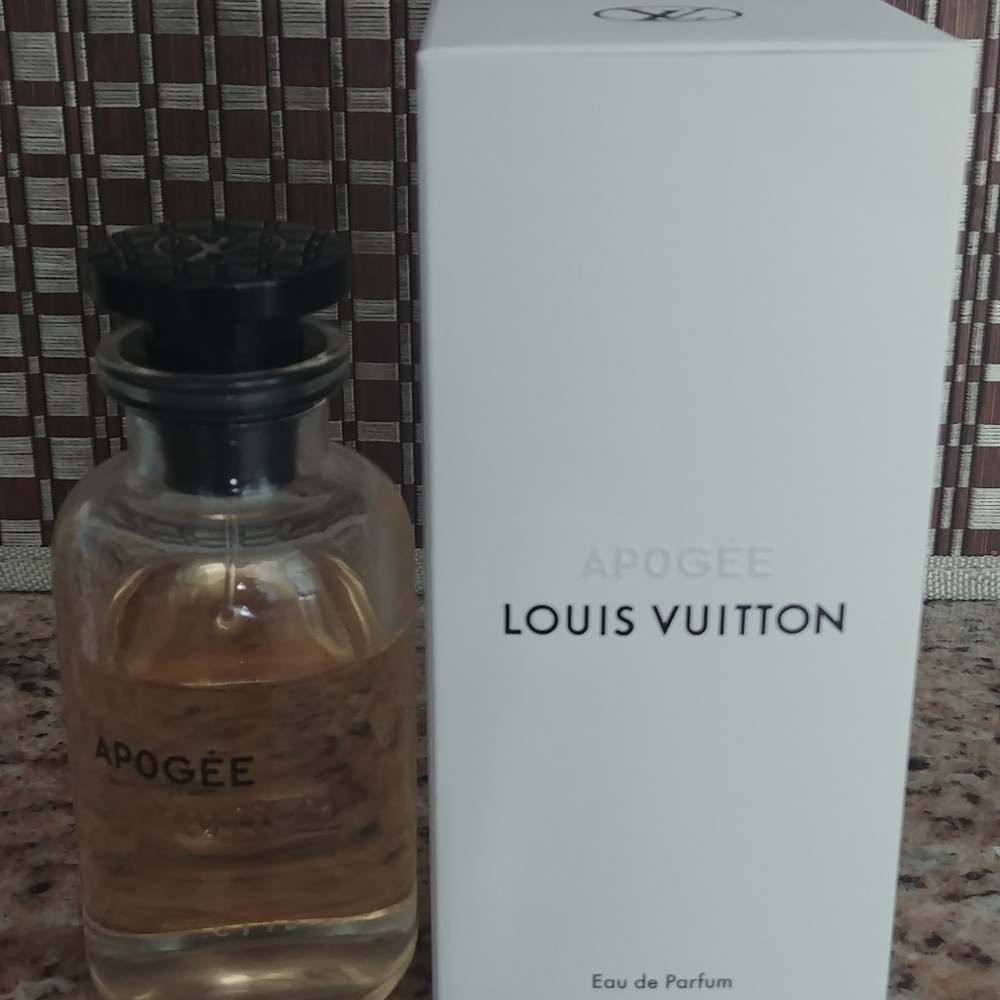 LV Apogee